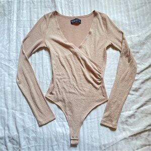 Abercrombie & Fitch baby pink bodysuit 🩰